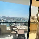 Luxury Nile View Apartment In Zamalek