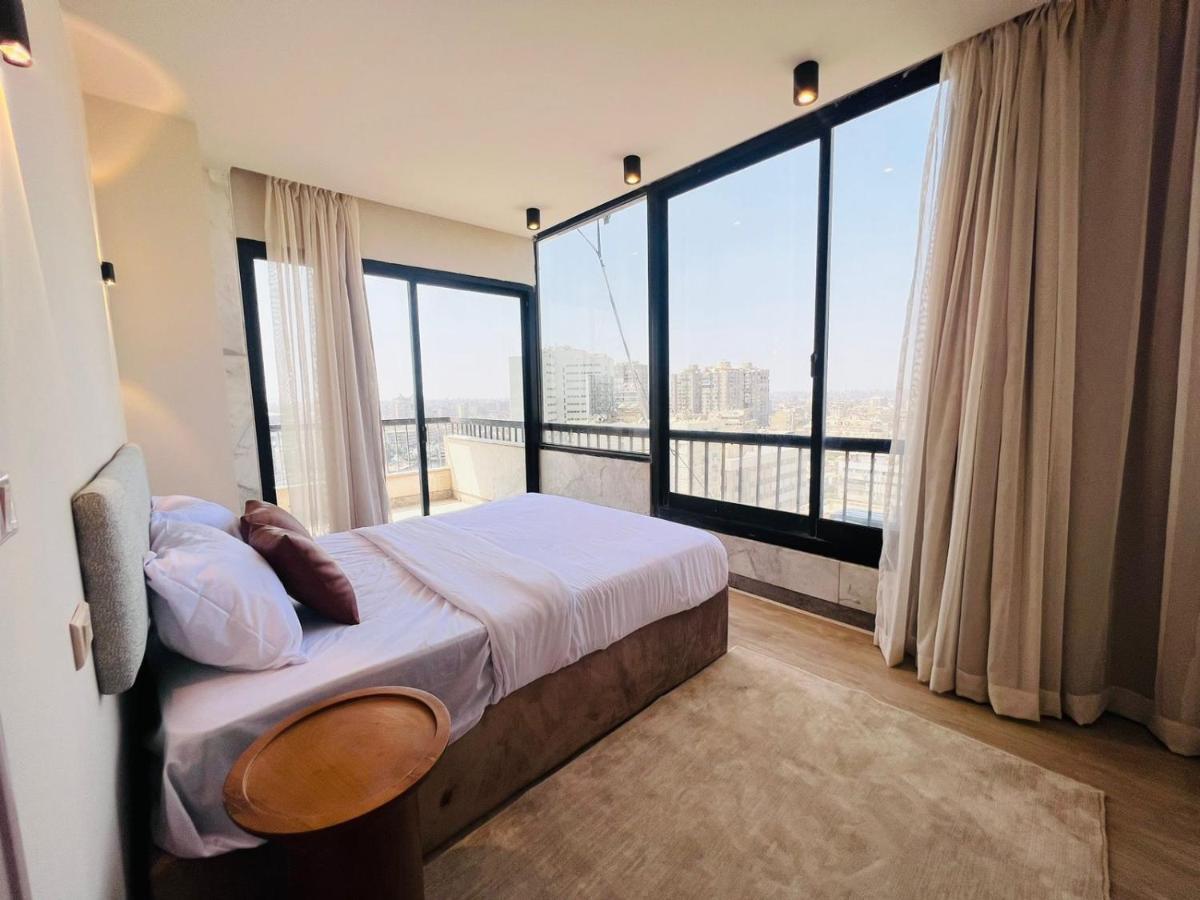 Apartment Luxury Nile View In Zamalek Cairo