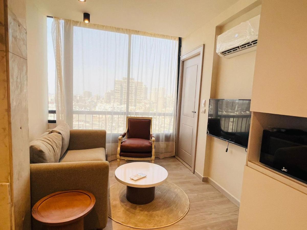 Luxury Nile View In Zamalek Apartment *